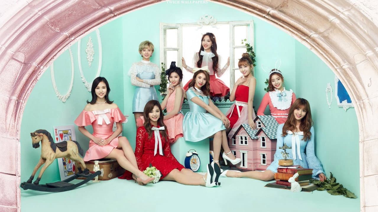 TWICE TOUR [TWICELAND : THE OPENING ENCORE]