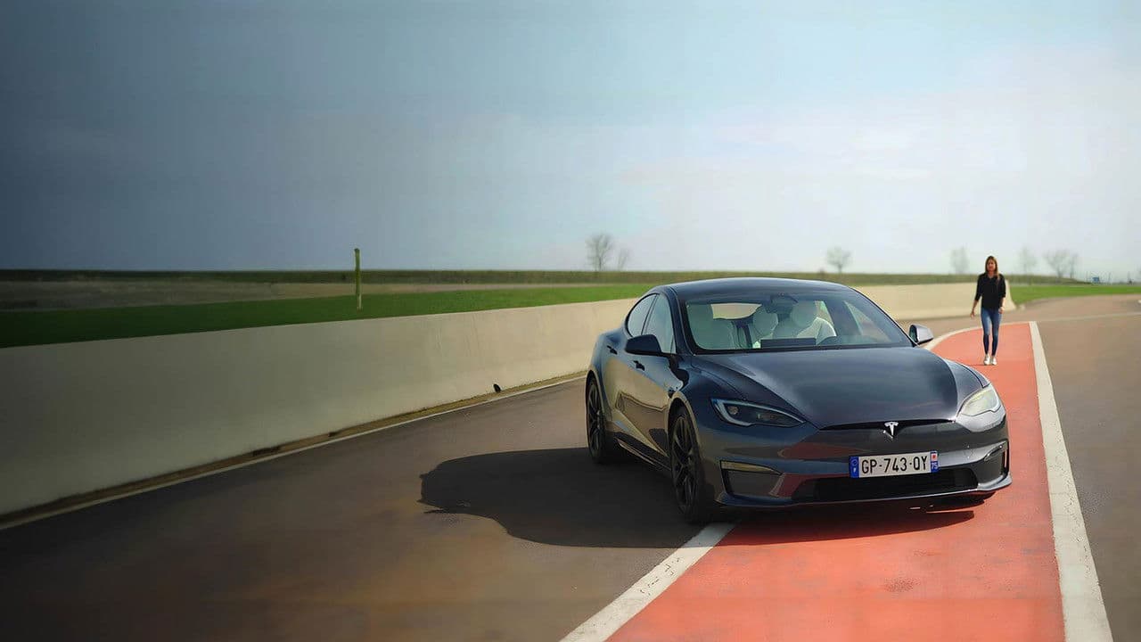 Tesla: The Secrets of It’s Electric Card