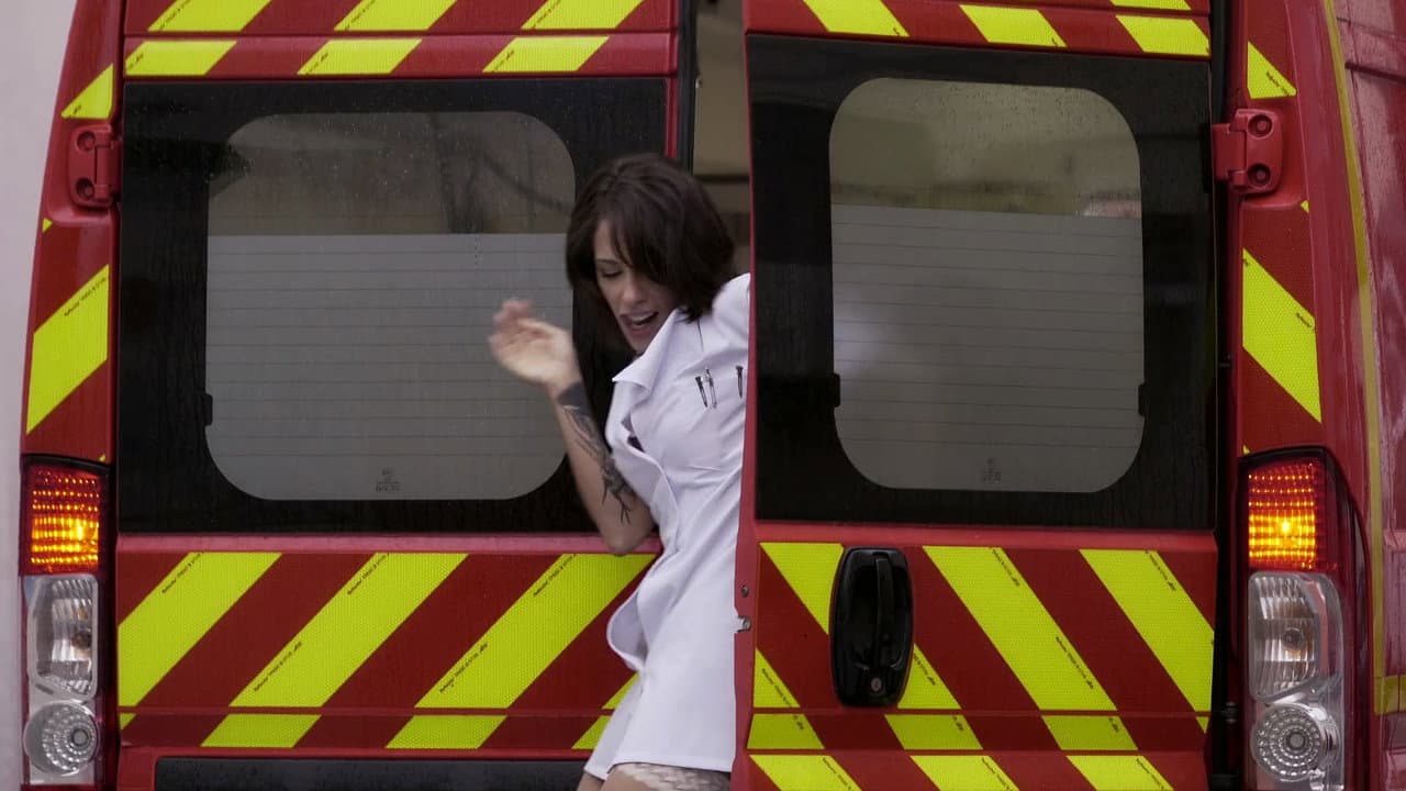 Inès, Private Nurse
