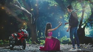 Natasha Proposes to Dhawal