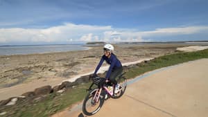 CYCLE AROUND TAIWAN - Colorful Cultural Charms