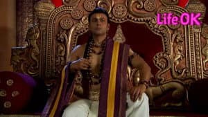 Mahalsa attacks Aghora