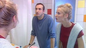 Dans la salle de bain (1)