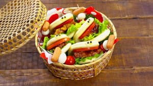 Rainbow Kakiage Bento & Sweet-and-Sour Chicken Buns Bento