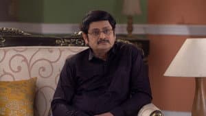 Vibhuti and Anita In a Fix