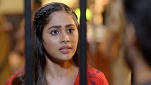 Rashi Confronts Chirag