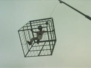 Kazuya in the Zoo, Escape from the Underwater Tank Impossible