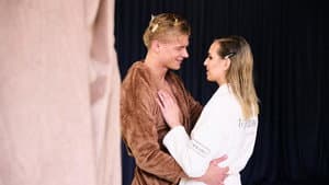 L.A. Kick-off: Ranch life, intense gazes & first kisses