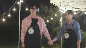 Hold Hands Tightly