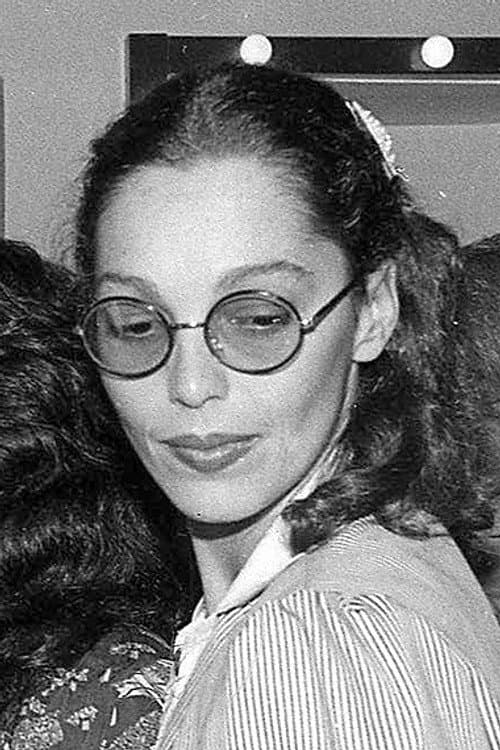 Regina Chaves