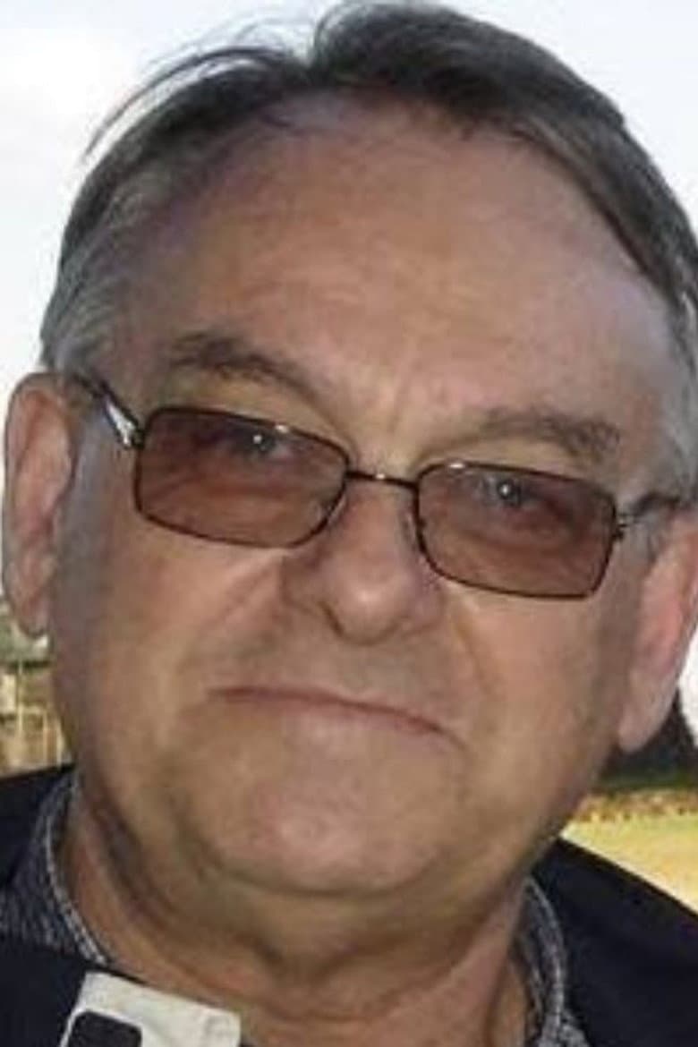 Arno Alvarez Kern