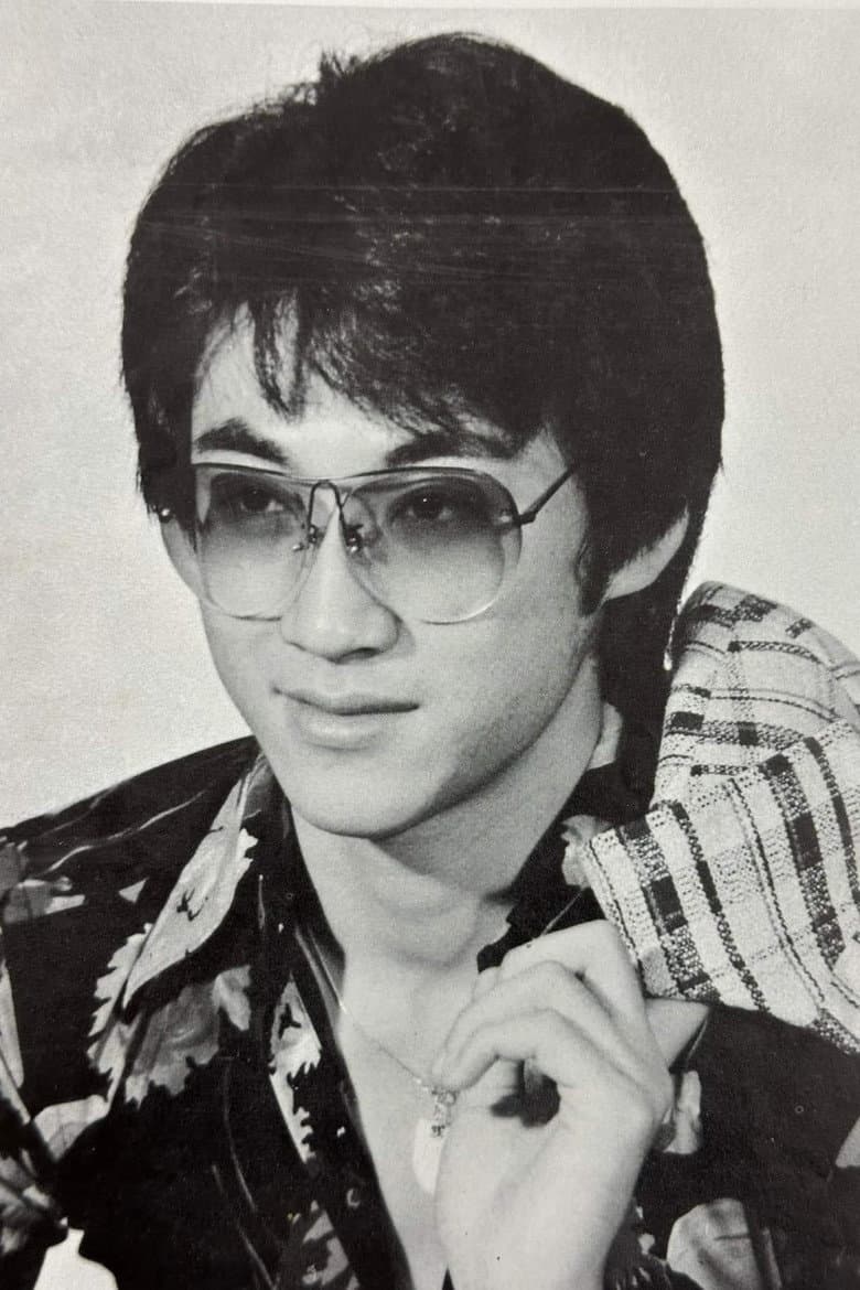 华伦