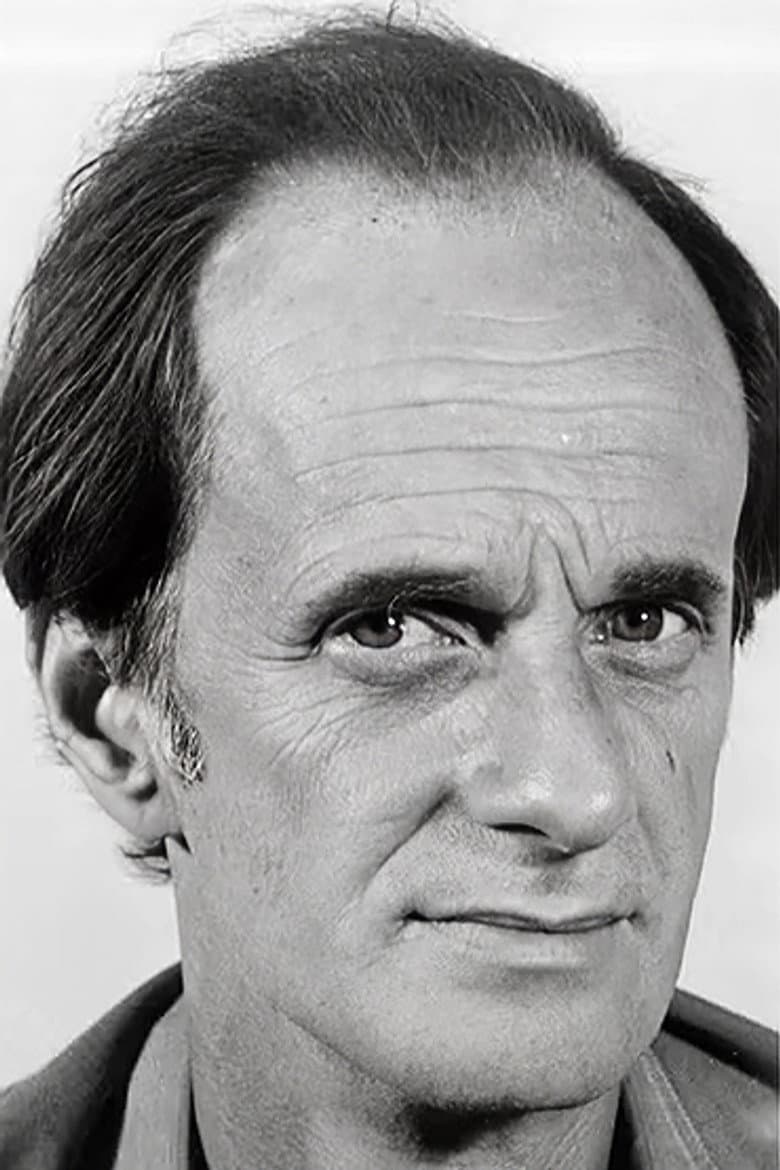 Older Cazarré