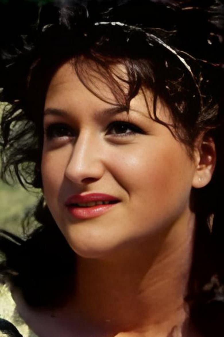 Mina Houghe