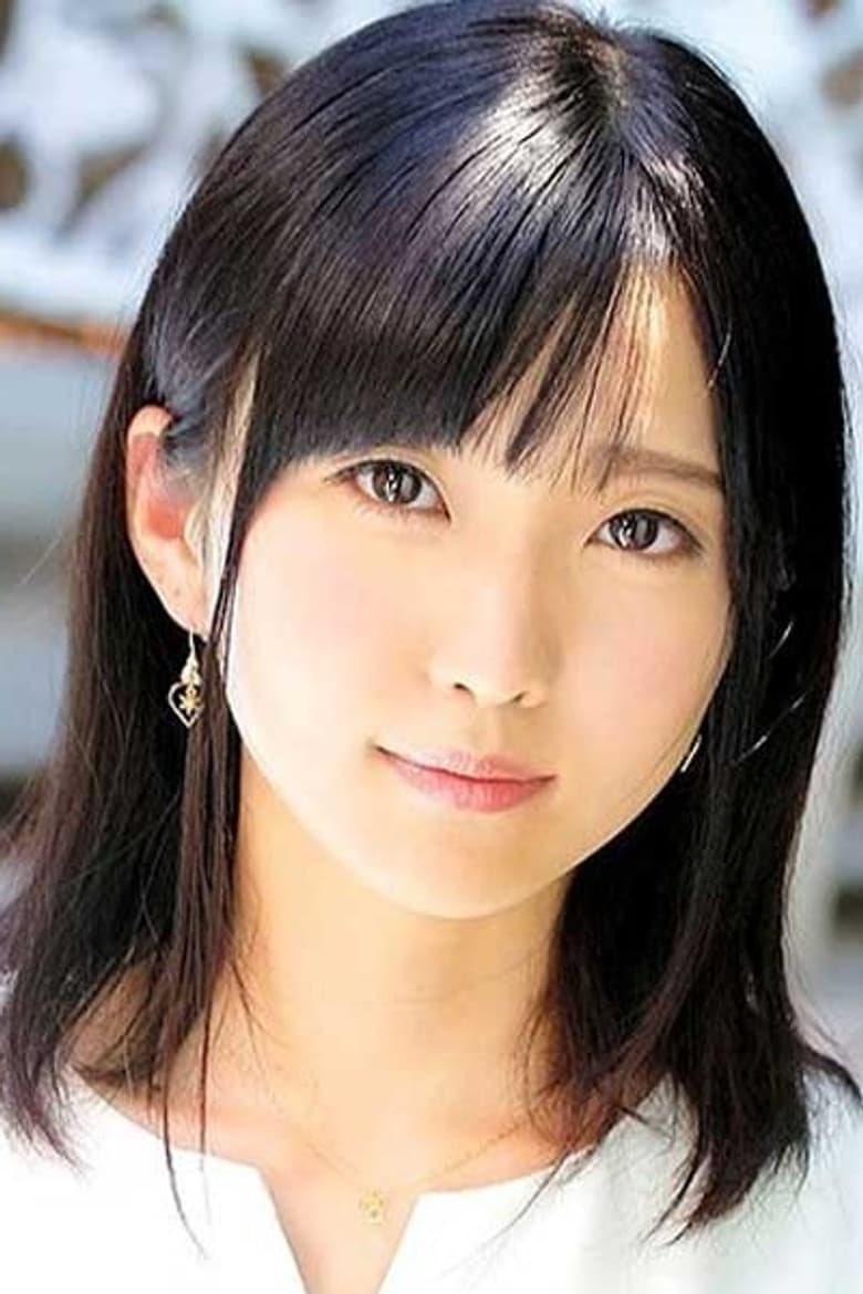 Maika Hizumi