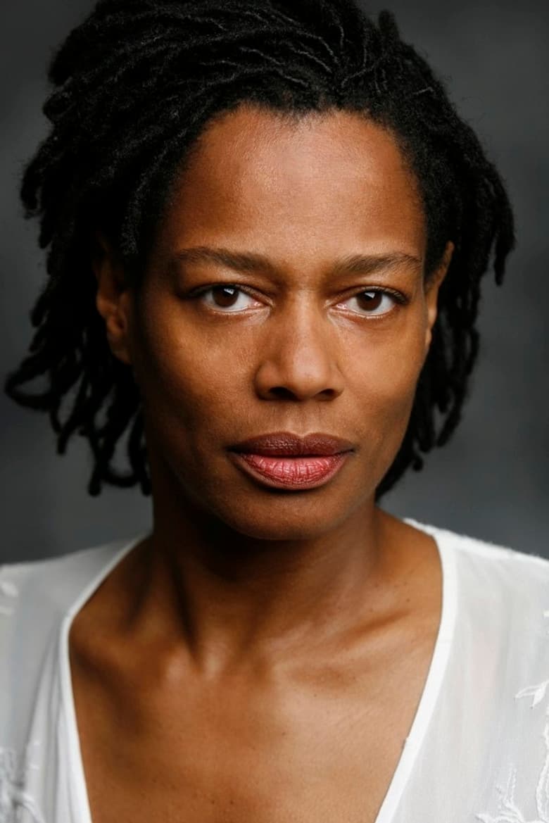 Suzette Llewellyn