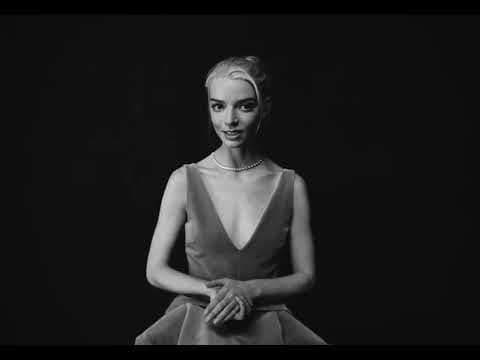L'OFFICIEL Italia - Anya Taylor-Joy