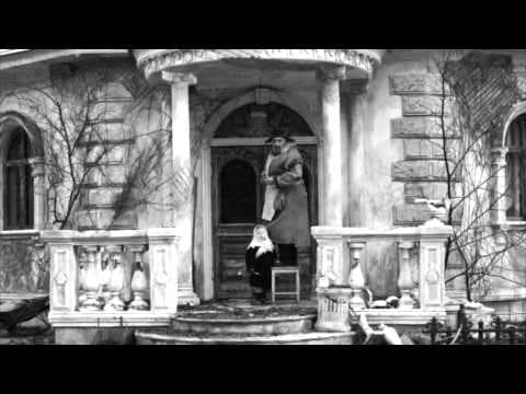 Film Trailer: Dom s bashenkoy / House with a Turret