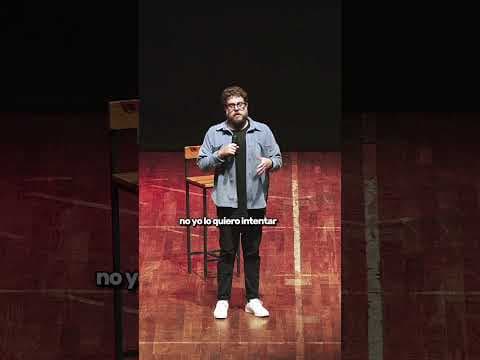 Stand up completo en este canal.