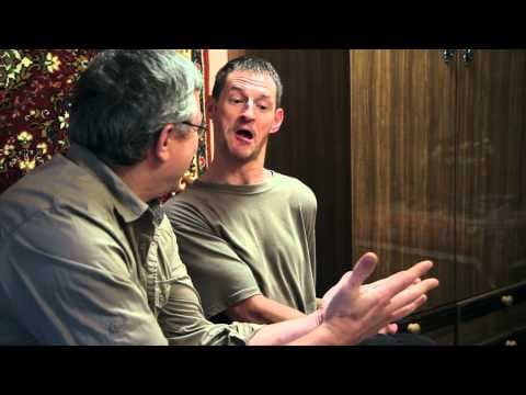 Raganu Mēnesis (2012) - Oficiālais filmas treileris