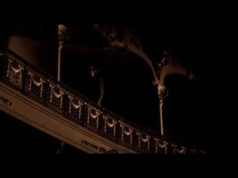 Un tiro en la Espalda Tráiler Oficial