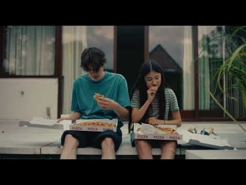 SOFT LEAVES Trailer