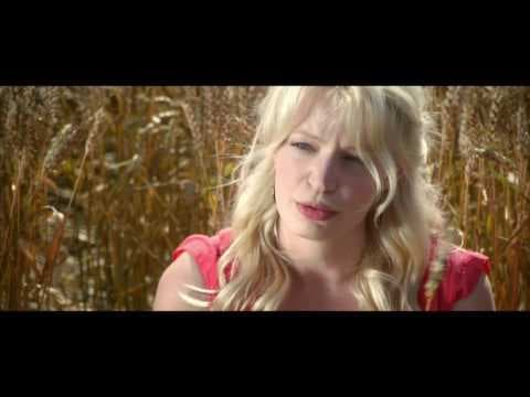 In Circles - Official Trailer 2017