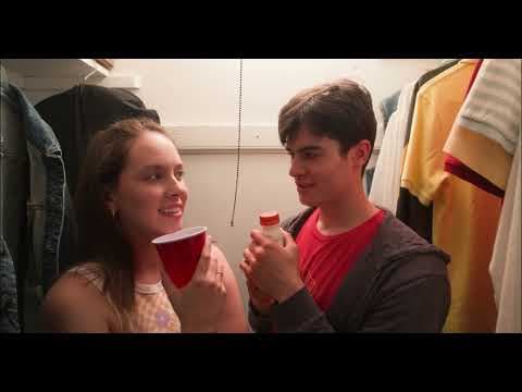 7 Minutes in the Closet Trailer