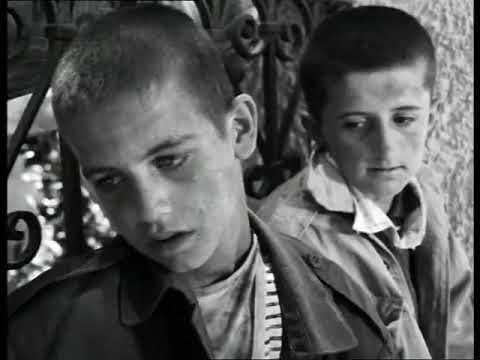 Τι έκανες στον πόλεμο Θανάση (1971) Σκηνές από την κατοχή