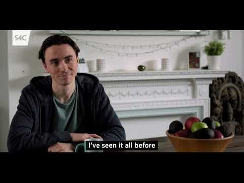 Yr Amgueddfa | Bob Nos Sul | Sundays | S4C