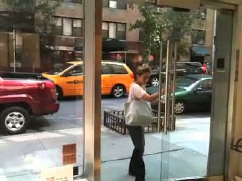 The Boring Life of Jacqueline - trailer - IFFR 2013