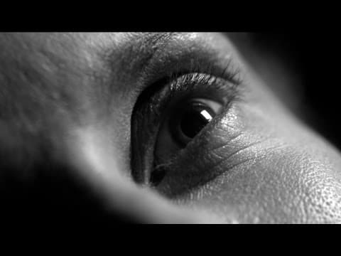 ATAÚD BLANCO: EL JUEGO DIABÓLICO / TRAILER (WHITE COFFIN)