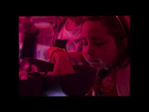 Golden malibu /  Trailer