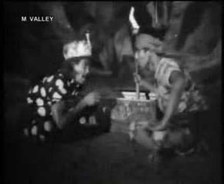 P.Ramlee film - Nujum Pak Belalang Clip