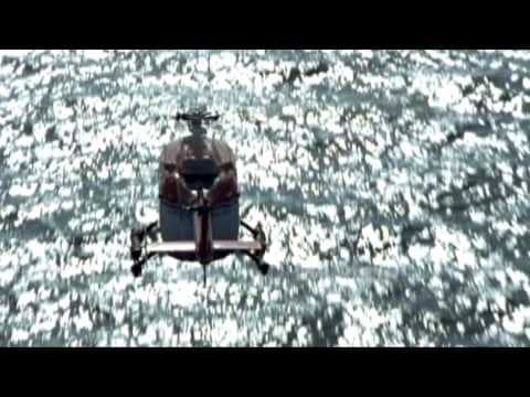 Trailer Tsunami - english