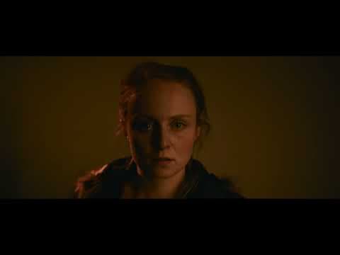 "T h e  G i r l  w i t h  t h e  F o r k"   -  Trailer