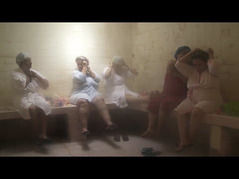 Baño de vida / Trailer