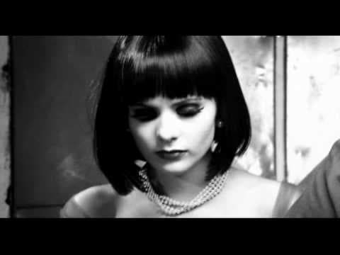 DESautorizados Trailer Oficial de Elia K. Schneider