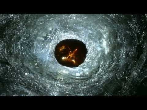 Womb by Eric Leiser 2007 4K