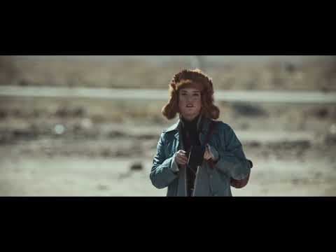 Trailer Barren