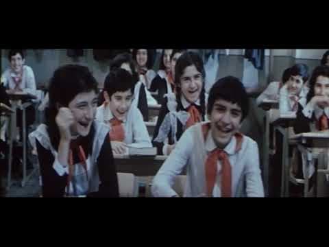 Alma almaya bənzər (1975) - treyler