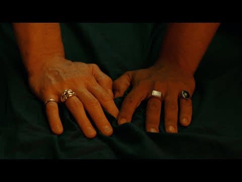 NI OUI NI NON - TRAILER (Neither Yes Nor No)