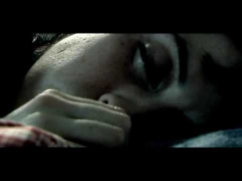 Sola en la Noche / Alone in the Night