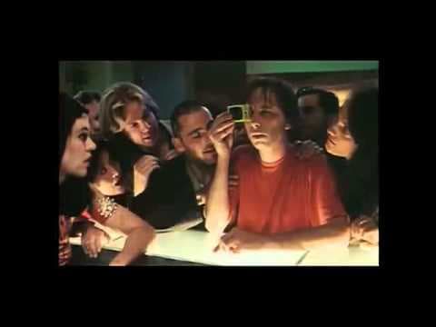 #097: Halbe Welt (Florian Flicker) - EGGER, RAINER / LEVY, DANI / SCHRADER, MARIA (2007)