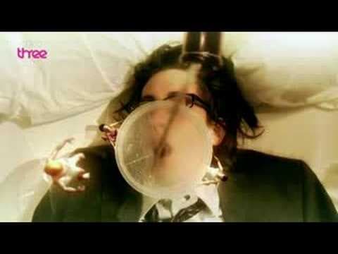 The Booze Fairies - The Wrong Door - BBC Three
