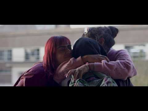 Cuando atraviesa un destello - teaser - 2025